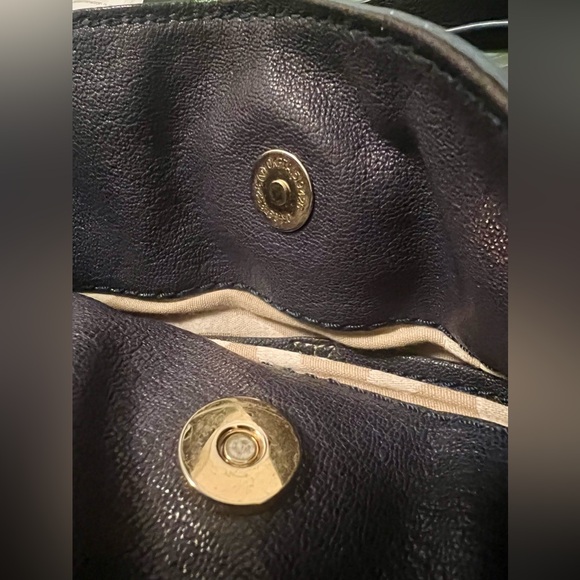 Authentic Michael Kors Hamilton Leather Handbag Baguette Tote Bag Button Closure - Picture 9 of 9